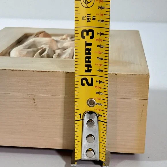 FLAWED WILLOW TREE Susan Lordi Friendship Trinket Box ~ Demdaco (2005) - Picture 8 of 9